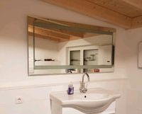 großer Badspiegel mit Uhrzeit und Licht Bayern - Aurachtal Vorschau
