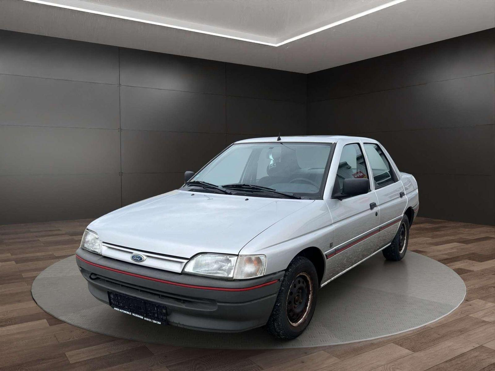 Abbildung des Autos Ford Orion Ghia