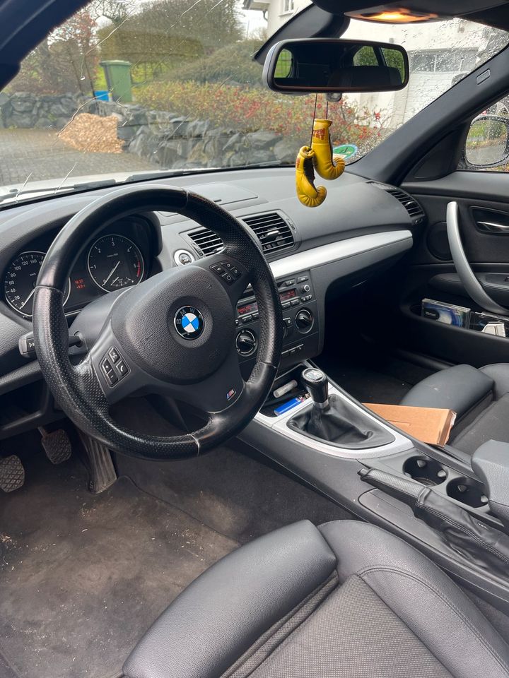 BMW 120d mit M Paket in Alpenrod