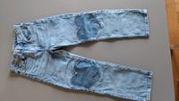 Jeans H&M Gr. 128 blau an Knien verstärkt (Herzen) Mädchen Stuttgart - Feuerbach Vorschau
