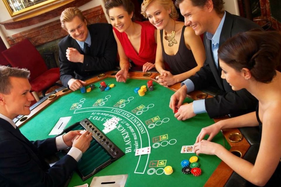 Croupier - Dealer mieten - buchen - Poker - Roulette - Black Jack in Wipperfürth