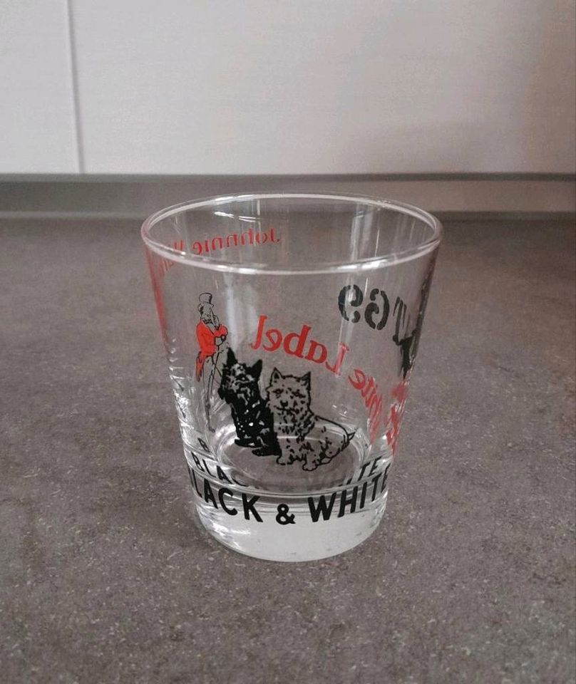 Retro Gläser : Johnnie Walker Whisky Glas, Coca-Cola in Bebra