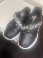 GUESS SNEAKER STRASS SCHWARZ GR 36 wNeu Altstadt-Lehel - München/Lehel Vorschau