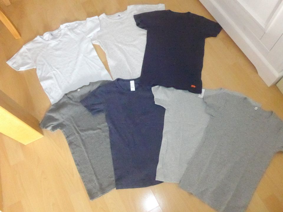 Kaum getragen Petit Bateau C&A Jako-o Basic T-Shirts 140 146 152 in München