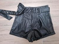 shein lederimitat Lederhose schwarz Größe m Sachsen - Borna Vorschau
