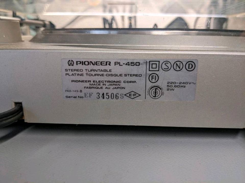 Plattenspieler Pioneer PL-450 in Bonn