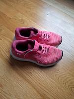 Asics Turnschuhe Gr 31,5 Berlin - Reinickendorf Vorschau
