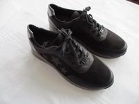 ARA Sneaker, Größe 6,5, NEU, Schnürer schwarz Halbschuhe NP 100€ Schleswig-Holstein - Norderstedt Vorschau