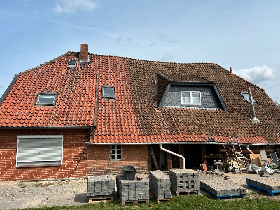 Dachziegel ü100 Jahre gebraucht wenig Kilometer  :-) in Lehrte