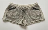 Rich & Royal Sweat Shorts mit Strasssteinbesatz silver grey Gr XL Berlin - Mitte Vorschau