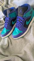 Air Jordan 1 mid  Black Grape Nordrhein-Westfalen - Lippstadt Vorschau