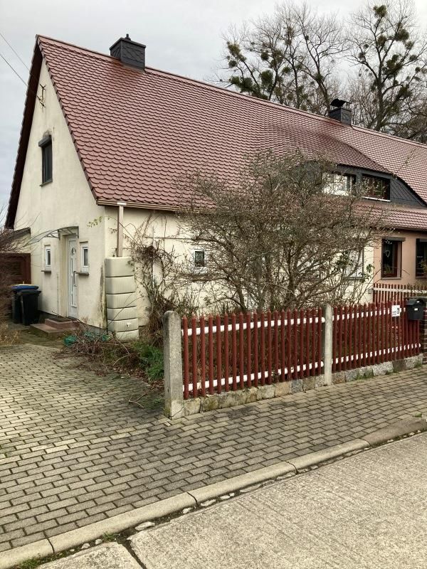 Doppelhaushälfte in Tröglitz in Elsteraue