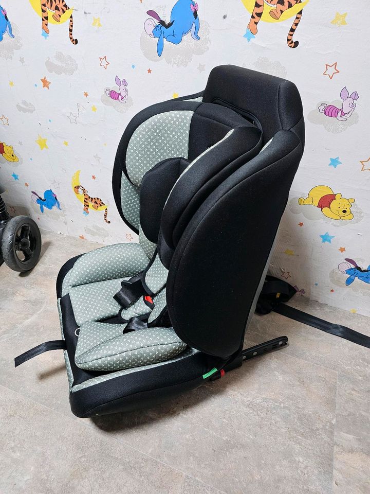 Kindersitz Autokindersitz Kinderautositz Neu 9 bis 36 kg isofix in Reichenbach (Vogtland)