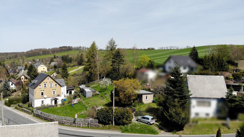 Schönes Gartengrundstück (595 m²) mit kl. Bungalow, Garage & tollem Blick in Auerbach, Nähe Chemnitz in Auerbach