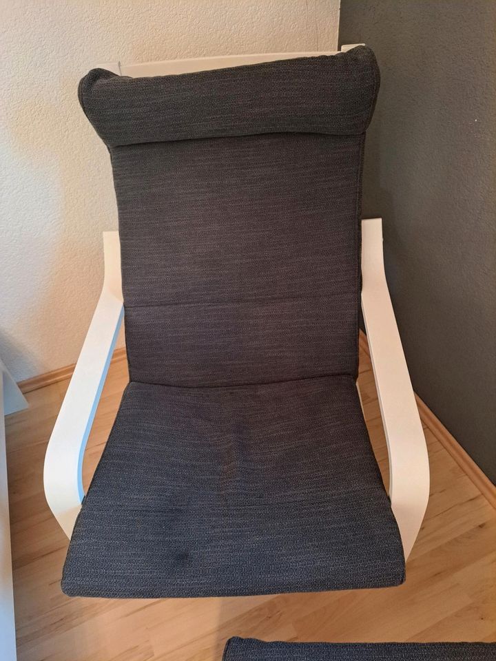 Ikea Sessel mit Hocker in Harra