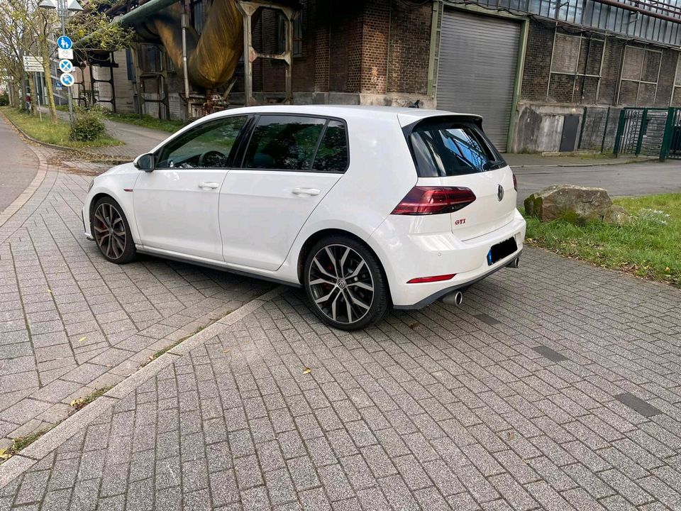 VW Golf VII Gti in Hattingen