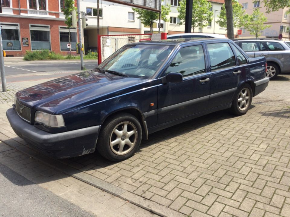 SUCHE VOLVO 240 740 850 940 960 V40 V50 V60 V70 S40 S60 S70 S80 in Langenhagen