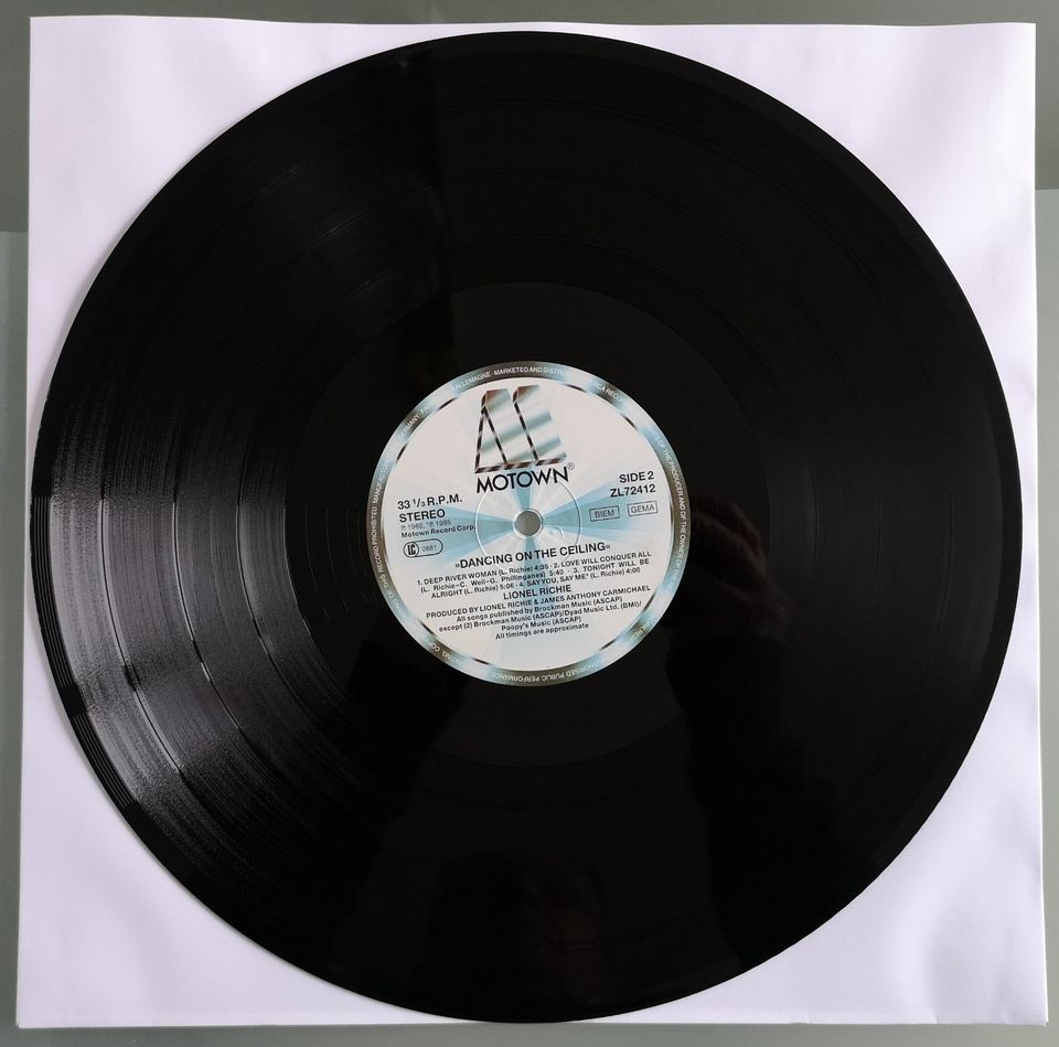 LP Vinyl Lionel Richie "Dancing On The Ceiling" Schallplatte in Pirmasens