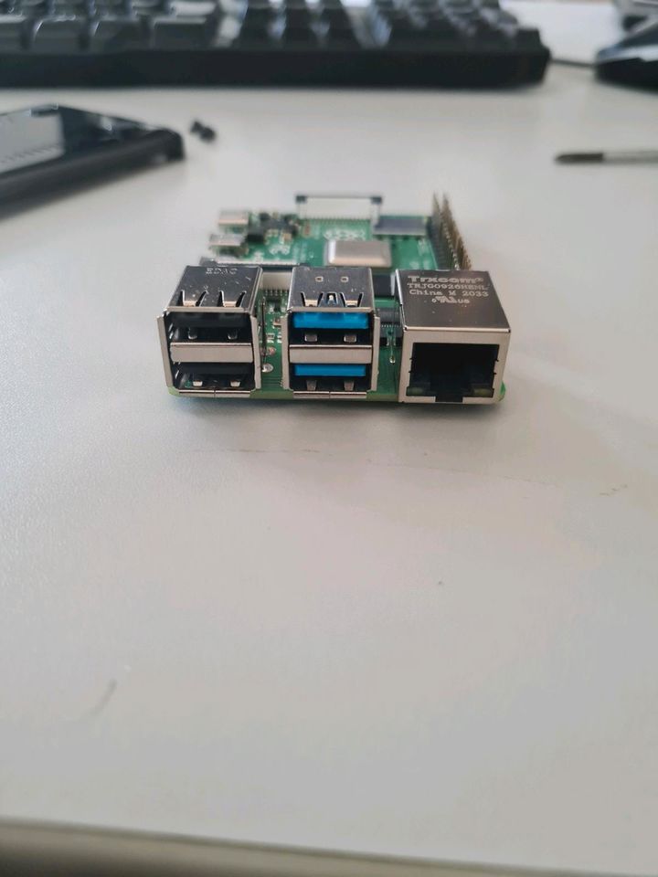 Raspberry Pi 4 Modell B (4GB) in Pirmasens