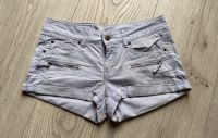 Kurze Hose, Shorts Größe S 36 Flieder H&M Cord Köln - Mülheim Vorschau