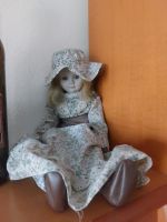 Puppe mit Porzellan Kopf und Gliedmaßen Nordrhein-Westfalen - Dormagen Vorschau
