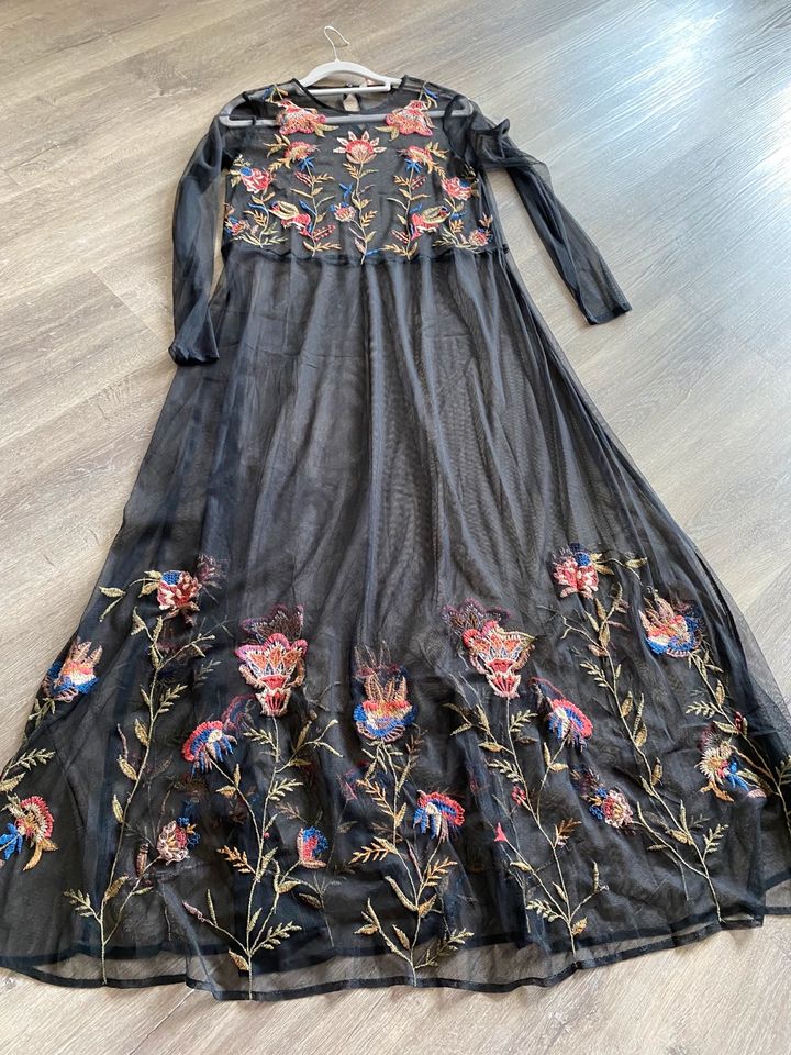 Zara Kleid Maxi mesh Tüll Schwarz Stickerei m38 in Hilden