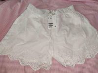 Neu*Süße Shorts*Kurze Hose*H&M*Broderie anglaise*Gr.134/140* Niedersachsen - Cuxhaven Vorschau