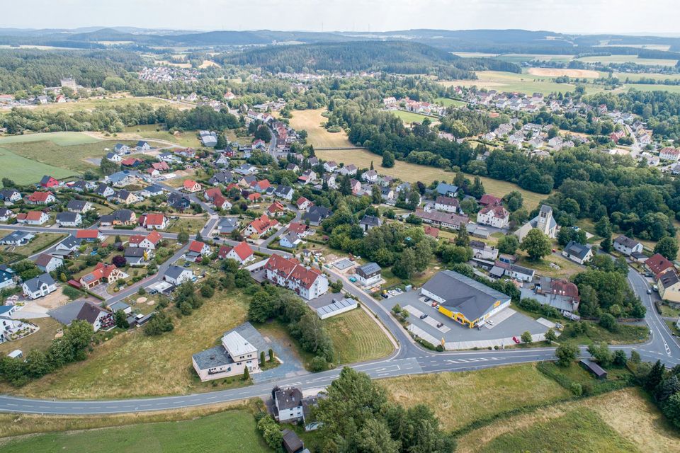 Neubau Einfamilienhaus in Marktleuthen inkl. Grundstück, PV-Anlage, Speicher, Lüftung, Parkett, Effizienzhaus 40 in Marktleuthen