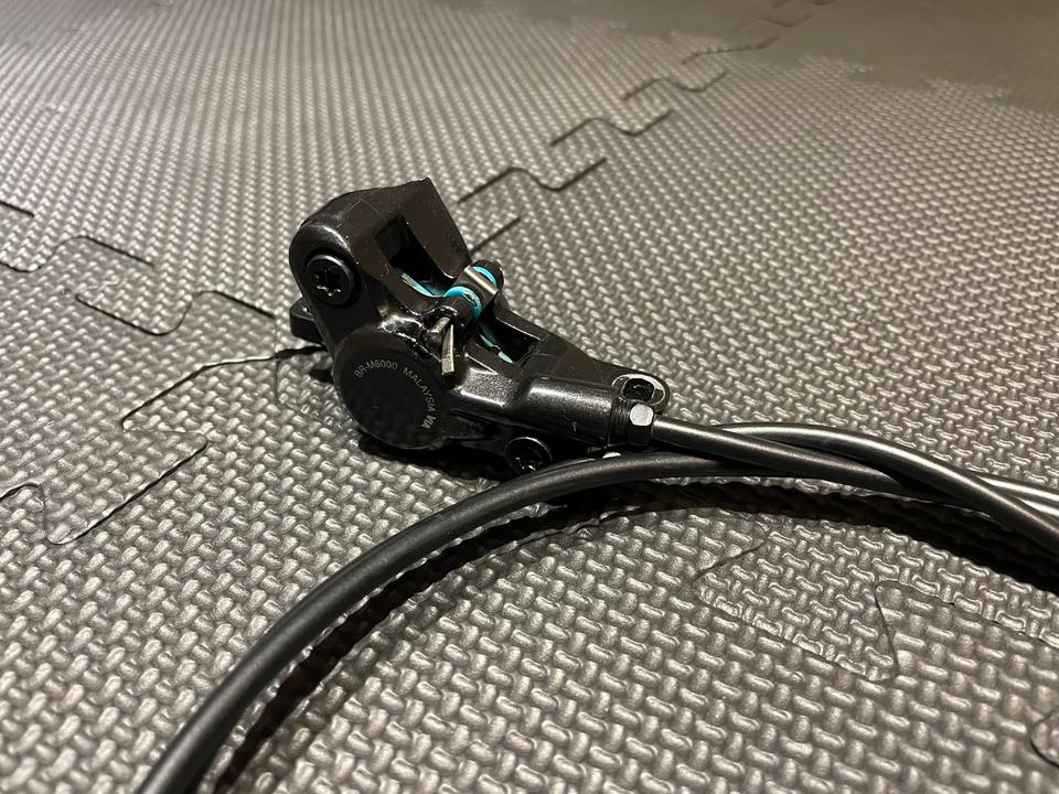 Shimano Deore (XT) BL-M6000 Bremsanlage mit BL-M8100 Bremshebel in Weiterstadt