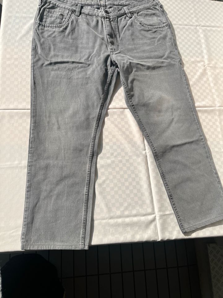 5x Jeans Hose Stoffhose Stretchhose C&A JP1880 Gr. 30 / 30.5 / 31 in München