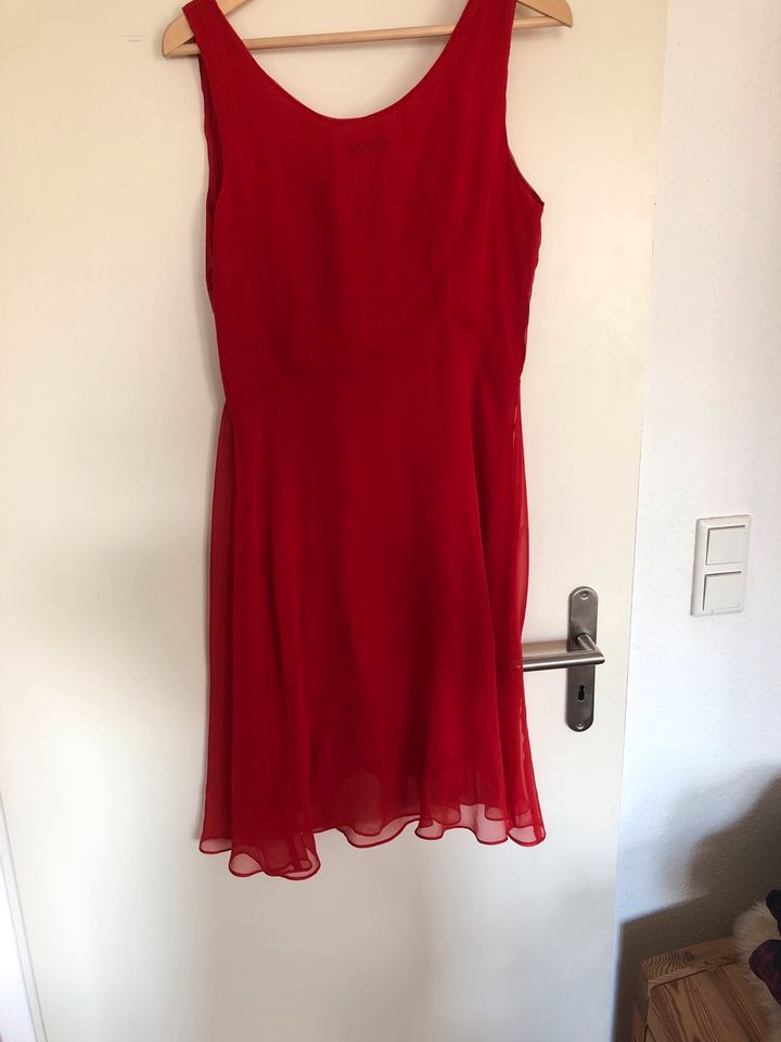 Kleid S.Oliver Größe 38 in Berlin