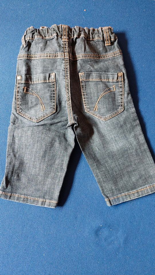 Hosen gr 74, Jeans weiß,  blau,  Cord gefüttert zara babyclub in Emmendingen