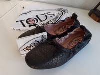 Tod's Tods Ballerinas schwarz NEU 37,5 Alber Elbaz Happy Moments Hessen - Griesheim Vorschau