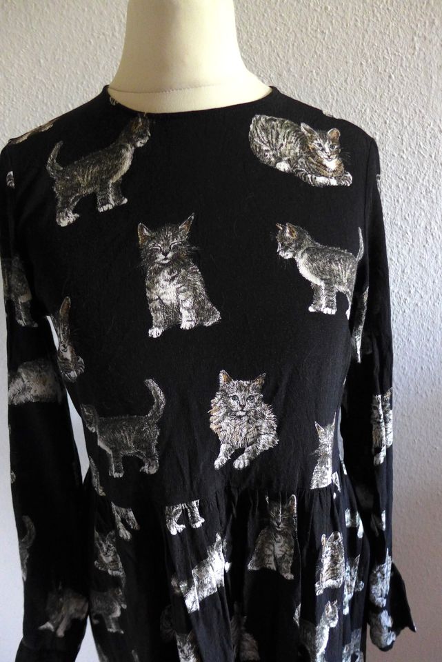 Zara Woman Boho Kleid schwarz grau Katze Print Gr. XS 34/36 in München