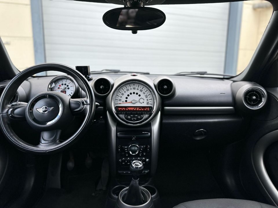 Mini Cooper D Countryman, Xenon, Panorama, TÜV NEU in Elsdorf