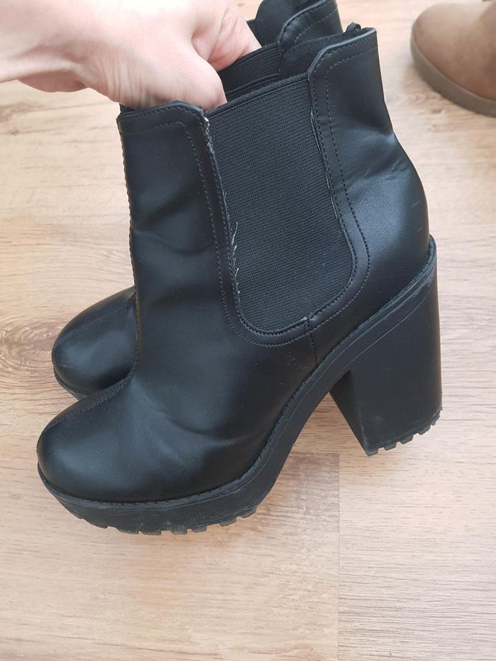 Damenschuhe Damen Stiefel Stiefelletten Schuhe h&m in Essen