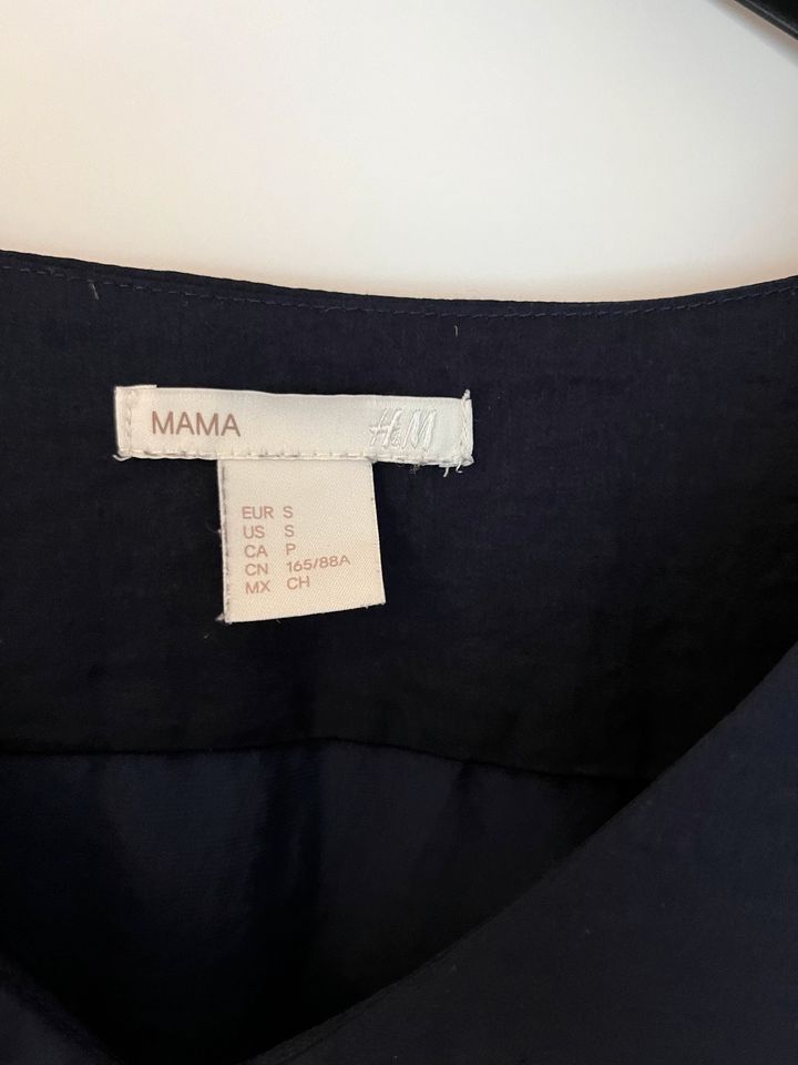 H&M Mama Umstandsbluse Umstandsshirt Größe S dunkelblau in Boppard