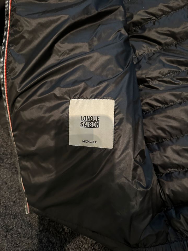 Moncler Daunenjacke in Nürnberg (Mittelfr)