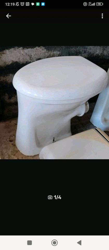 WC Waschbecken Retro weiß zu verschenken in Neuhaus am Inn
