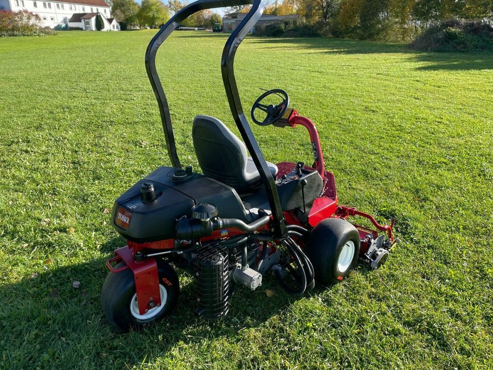 Toro Greensmaster 3250 D Spindelmäher Grünsmäher in Weidenbach