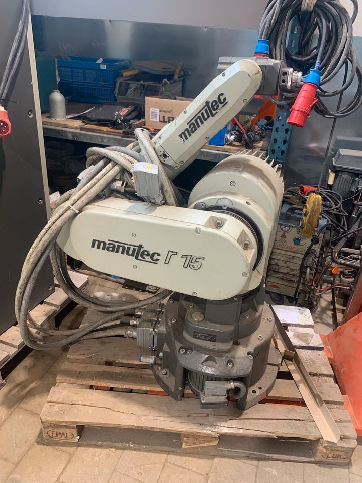 Industrieroboter Schweißroboter Roboter Manutec R15 in Marquartstein