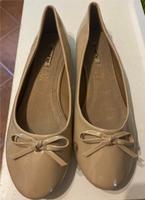 Jumex Ballerina Gr.40 Farbe Nude Lack mit Schleife neu Brandenburg - Dallgow Vorschau