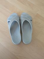 Crocs Badeschuhe Nordrhein-Westfalen - Bedburg Vorschau