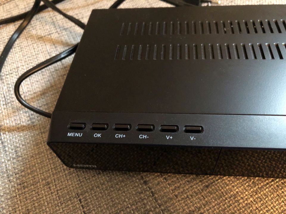 Techni Sat digitaler Receiver HDMI in Isenburg (Westerwald)