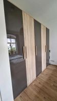Kleiderschrank mit Türen Holz-/ Hochglanz Dresden - Blasewitz Vorschau