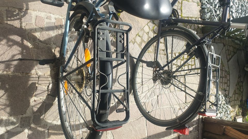 Zwei Fahrräder Cube Kenhill 26 Zoll , Atala 28 Zoll in Hildrizhausen