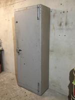 Stahlschrank Panzerschrank Geldschrank Save alt DDR Blechschrank Sachsen-Anhalt - Köthen (Anhalt) Vorschau