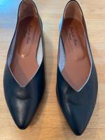 Ballerina Leder aus Florenz/Italien Größe 41 Stuttgart - Feuerbach Vorschau