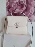 Calvin Klein Tasche Handtasche Umhängetasche creme weiß Stuttgart - Stuttgart-Mitte Vorschau