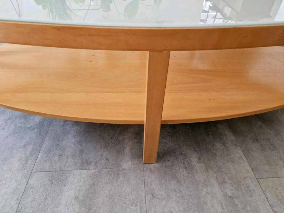 IKEA Couchtisch oval  Echtholz Buche Milchglas 140 cm in Riedstadt